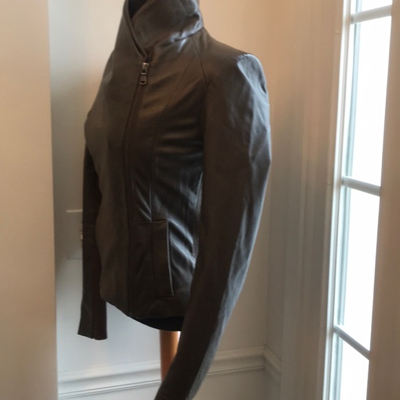 CUSP LEATHER JACKET BY NEUMAN MARCUS - Picture 4 of 8